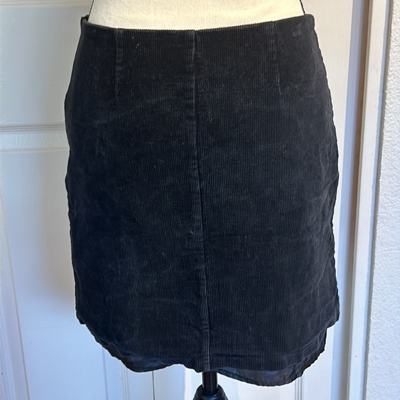 Corduroy Embroidered Mini Skirt - Picture 4 of 8